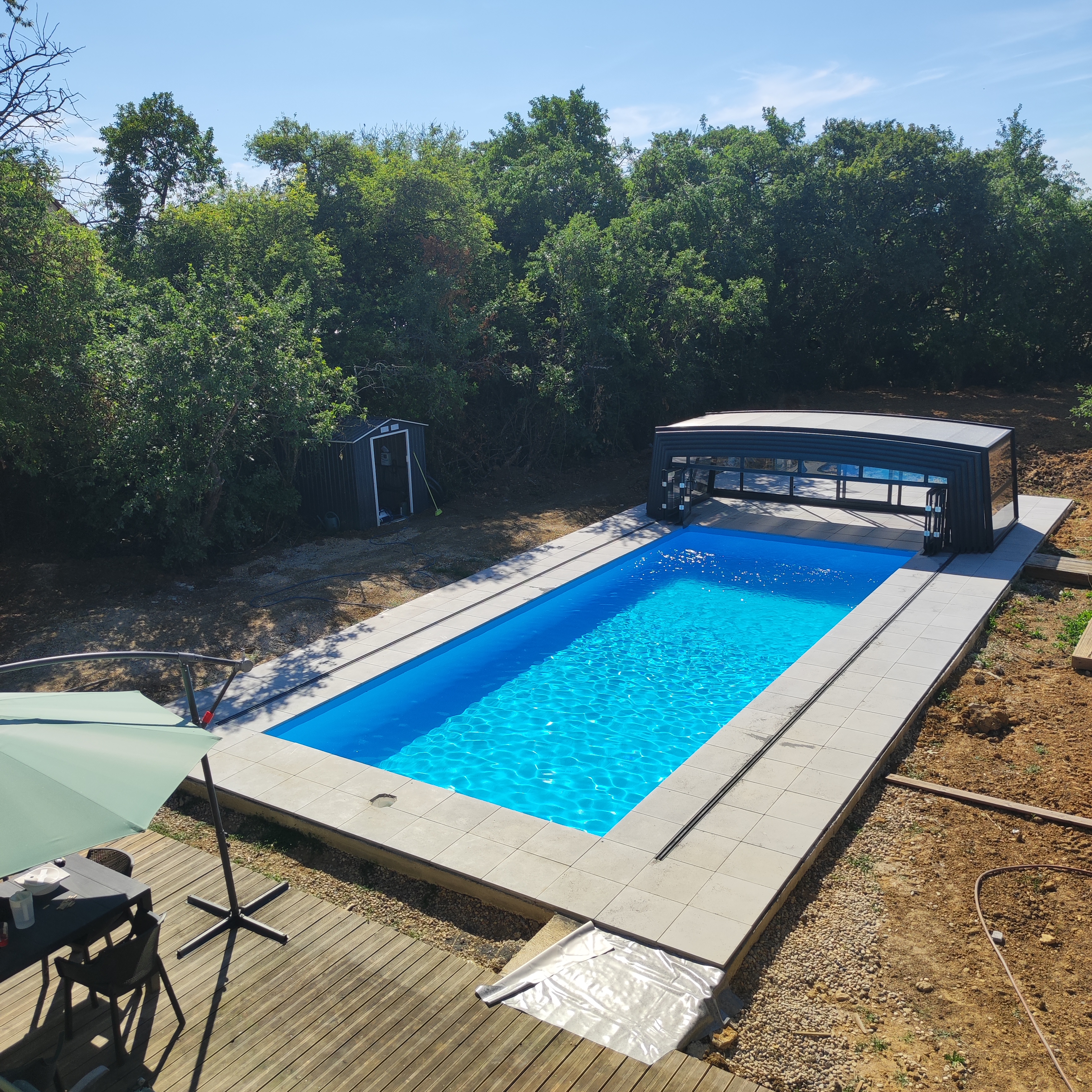 Piscine privée disponible à la location